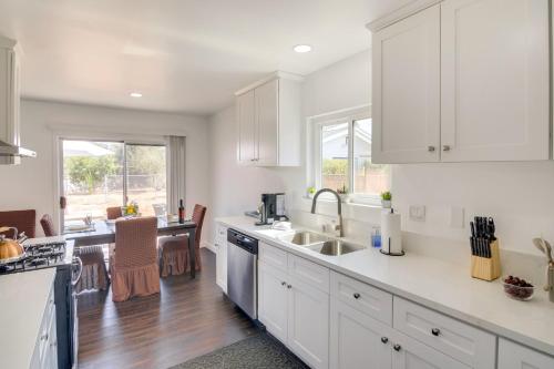 Facilities, HOV Lux Whitehouse Lakeview Terrace in Santa Clarita Facilities, HOV Lux Whitehouse Lakeview Terrace in Santa Clarita