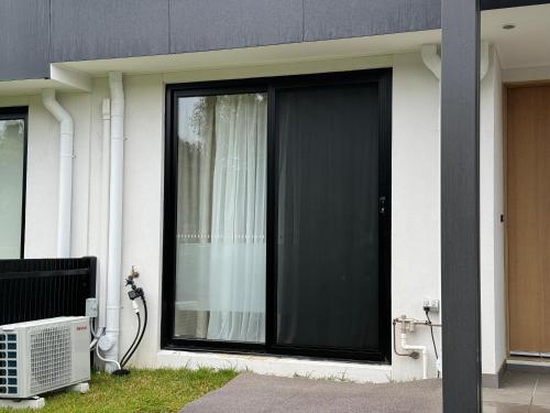 Exterior view, Mooroolbark 火车站附近的阳光大床房 in Mooroolbark Exterior view, Mooroolbark 火车站附近的阳光大床房 in Mooroolbark