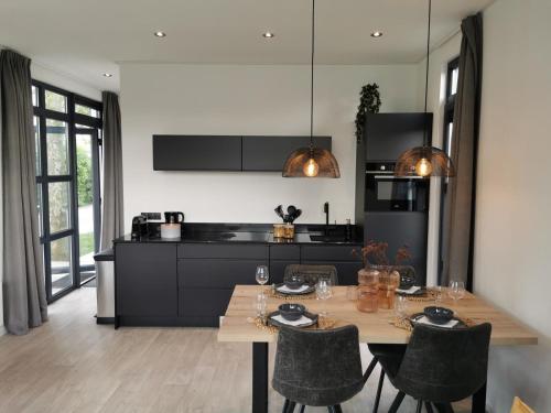 Kitchen, Vakantiepark de Zeeuwse Parel - De Witte Parel in Tholen Kitchen, Vakantiepark de Zeeuwse Parel - De Witte Parel in Tholen