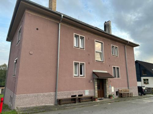 Apartmán u starých rechlí (Apartman u starych rechli) in Lenora Apartmán u starých rechlí (Apartman u starych rechli) in Lenora