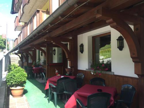 Hotel Tosa in Sant'Antonio di Mavignola Hotel Tosa in Sant'Antonio di Mavignola