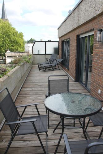 Erkély/terasz, cameiroo - Penthouse Euskirchen in Euskirchen Erkély/terasz, cameiroo - Penthouse Euskirchen in Euskirchen