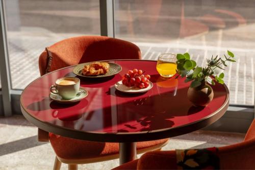 Restoran, Salitre Hotel, Sonder by Marriott Bonvoy in Málaga Restoran, Salitre Hotel, Sonder by Marriott Bonvoy in Málaga