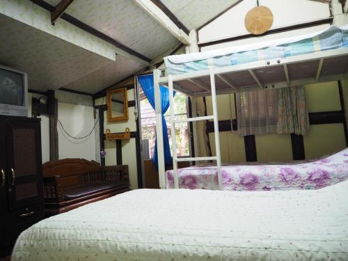 Three J Guesthouse in Kamphaeng Phet Three J Guesthouse in Kamphaeng Phet