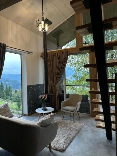 Field house in Slavs'ke Field house in Slavs'ke