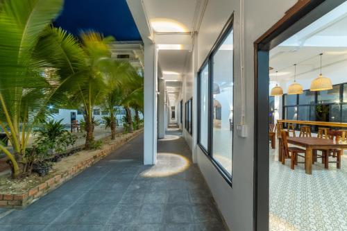 Dotări, Peaceful Hotel near King Anouvong Statue Dotări, Peaceful Hotel near King Anouvong Statue