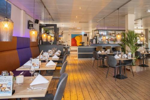 Restaurant, Fletcher Hotel - Restaurant de Cooghen in Texel Restaurant, Fletcher Hotel - Restaurant de Cooghen in Texel