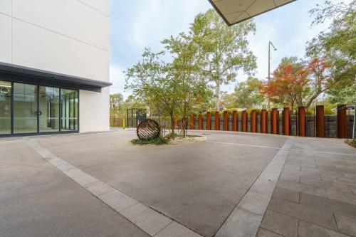 Entree, Bright 1BR Apartment with Stunning Views - Hosted by Canstay in Turner Entree, Bright 1BR Apartment with Stunning Views - Hosted by Canstay in Turner