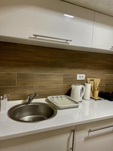 Konyha, Jacuzzi Apartman PK Pančevo (Jacuzzi Apartman PK Pancevo) in Center Konyha, Jacuzzi Apartman PK Pančevo (Jacuzzi Apartman PK Pancevo) in Center