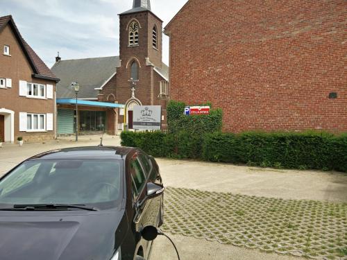 Vchod, de twie keuninge near Letiště Maastricht Aachen Vchod, de twie keuninge near Letiště Maastricht Aachen