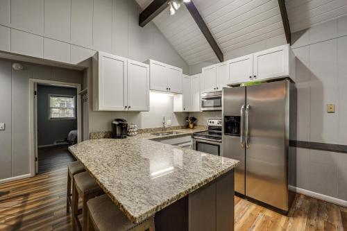 Bear Crossing Chalet Beech Mountain Family Home in بانر الك Bear Crossing Chalet Beech Mountain Family Home in بانر الك