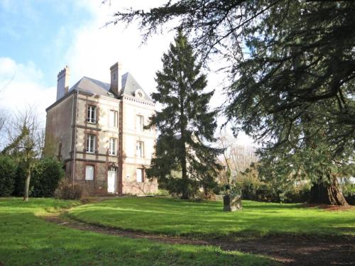 Maison de Maître avec grand parc, 10 pers, centre L'Aigle - FR-1-497-57 (Maison de Maitre avec grand parc, 10 pers, centre L'Aigle - FR-1-497-57) in 萊格勒 Maison de Maître avec grand parc, 10 pers, centre L'Aigle - FR-1-497-57 (Maison de Maitre avec grand parc, 10 pers, centre L'Aigle - FR-1-497-57) in 萊格勒