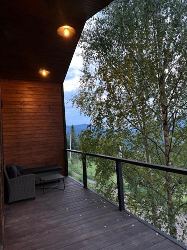 Field house in Slavs'ke Field house in Slavs'ke