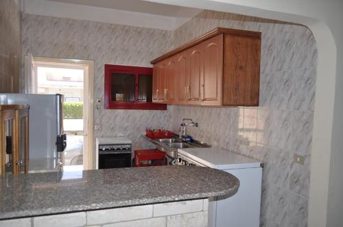 Cheerful 2-bedrooms chalet villa in Ras El Hekma in Zawiyat Ailat Nuh Cheerful 2-bedrooms chalet villa in Ras El Hekma in Zawiyat Ailat Nuh