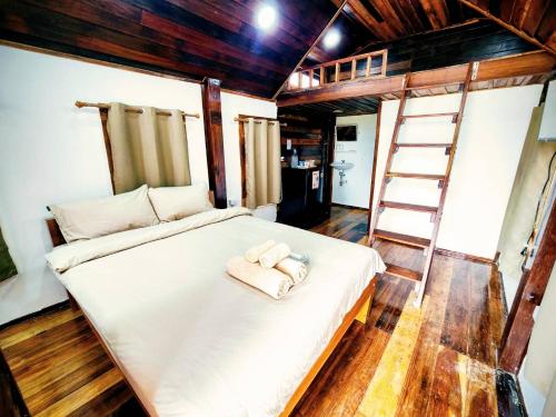 สบาย รีสอร์ท หางน้ำสาคร in Manorom สบาย รีสอร์ท หางน้ำสาคร in Manorom