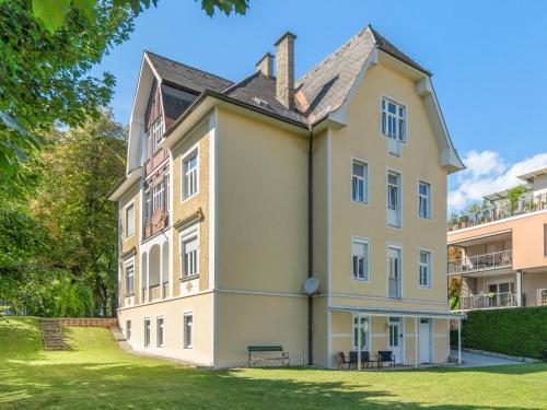 Elegante Wohnung direkt am Stadtpark in Volkendorf Elegante Wohnung direkt am Stadtpark in Volkendorf