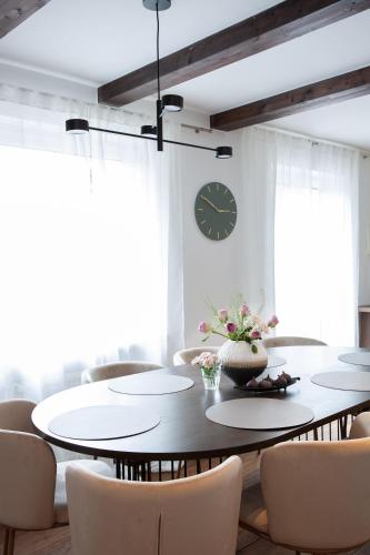 Létesítmények, Modernes Apartment mit 3 Schlafzimmern und großer Terrasse in Unterschleissheim Létesítmények, Modernes Apartment mit 3 Schlafzimmern und großer Terrasse in Unterschleissheim