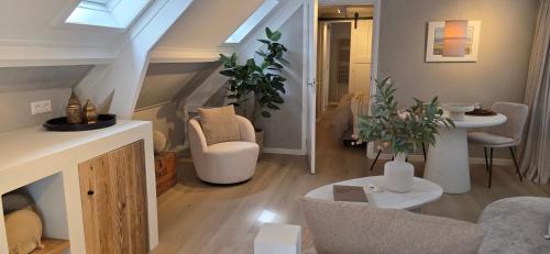 Studio 21 stylish and luxurious apartment in Noordwijk-Binnen Studio 21 stylish and luxurious apartment in Noordwijk-Binnen