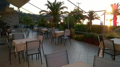 Restaurant, Elena Hotel in Arkitsa Restaurant, Elena Hotel in Arkitsa