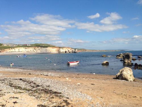 Tollgate Cottages Bed and Breakfast in Freshwater South Tollgate Cottages Bed and Breakfast in Freshwater South