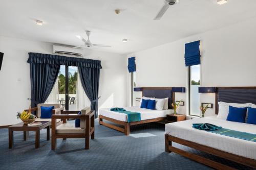 The Blue Wave Hotel in Arugam Bay The Blue Wave Hotel in Arugam Bay