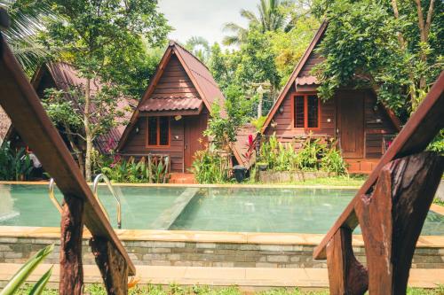 Mondulkiri Pizza Bungalows in Sen Monorom Mondulkiri Pizza Bungalows in Sen Monorom