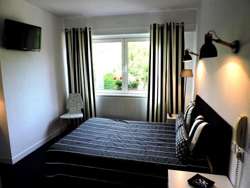 Hotel Restaurant Aux Sapins in Thann Hotel Restaurant Aux Sapins in Thann