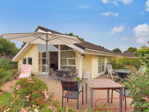 Holiday Home Lilia - 900m from the sea by Interhome in Idestrup Holiday Home Lilia - 900m from the sea by Interhome in Idestrup