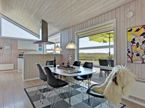 Holiday Home Chrisse - 550m from the sea by Interhome in Lakolk Holiday Home Chrisse - 550m from the sea by Interhome in Lakolk