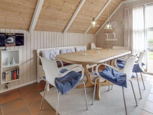 Holiday Home Dida - 3-1km from the sea by Interhome in Romo Kirkeby Holiday Home Dida - 3-1km from the sea by Interhome in Romo Kirkeby