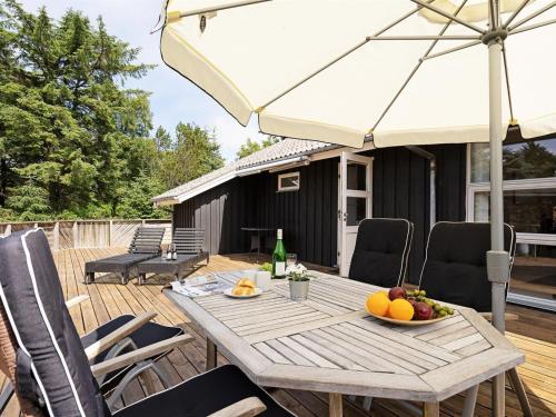 Holiday Home Snioulf - 1km from the sea by Interhome in Vejers Strand Holiday Home Snioulf - 1km from the sea by Interhome in Vejers Strand