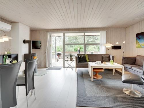 Holiday Home Snioulf - 1km from the sea by Interhome in Vejers Strand Holiday Home Snioulf - 1km from the sea by Interhome in Vejers Strand