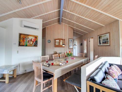 Holiday Home Petkana - 700m from the sea by Interhome in Vejers Strand Holiday Home Petkana - 700m from the sea by Interhome in Vejers Strand