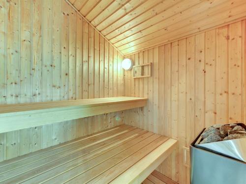 Holiday Home Thrond - 200m from the sea by Interhome in Vejers Strand Holiday Home Thrond - 200m from the sea by Interhome in Vejers Strand