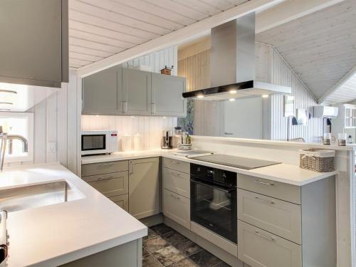 Holiday Home Thrond - 200m from the sea by Interhome in Vejers Strand Holiday Home Thrond - 200m from the sea by Interhome in Vejers Strand