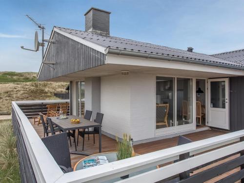 Holiday Home Ozeana - from the sea by Interhome in Hvide Sande Holiday Home Ozeana - from the sea by Interhome in Hvide Sande