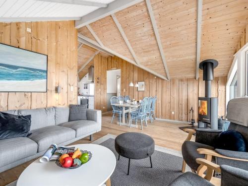 Holiday Home Valia - 400m to the fjord by Interhome in Hvide Sande Holiday Home Valia - 400m to the fjord by Interhome in Hvide Sande