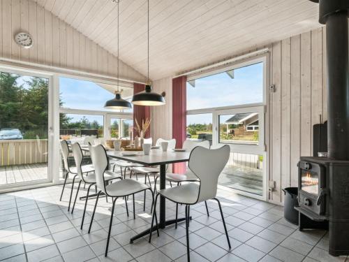 Holiday Home Zoya - 900m from the sea by Interhome in Thisted Holiday Home Zoya - 900m from the sea by Interhome in Thisted