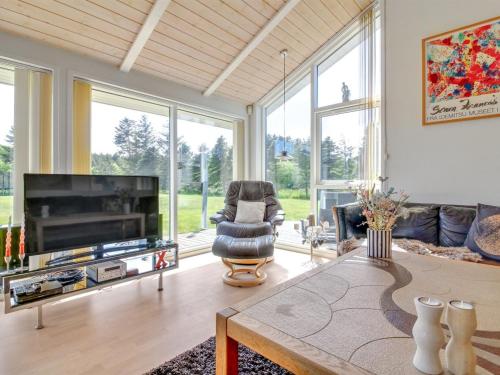 Holiday Home Villads - 1km from the sea by Interhome in Hjorring Holiday Home Villads - 1km from the sea by Interhome in Hjorring