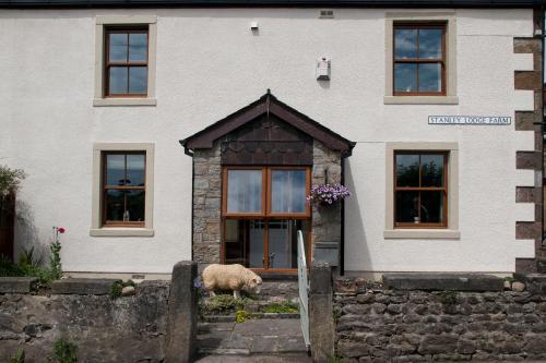 Vchod, Stanley Lodge Farmhouse in Forton (Lancashire) Vchod, Stanley Lodge Farmhouse in Forton (Lancashire)