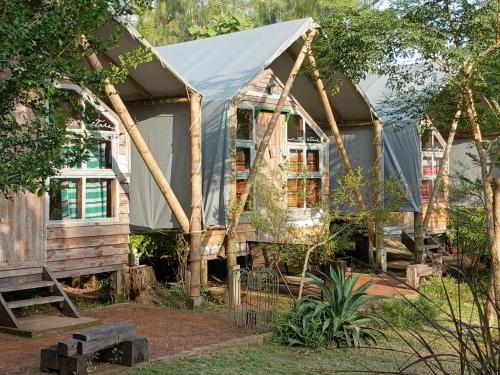 The River Runs Chiang Klang in Chiang Klang The River Runs Chiang Klang in Chiang Klang