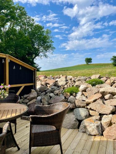 Hakansgarden, beautiful views in the middle of Osterlen in Garsnas Hakansgarden, beautiful views in the middle of Osterlen in Garsnas