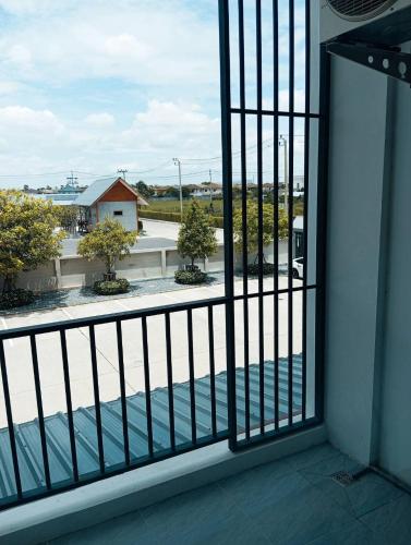 Erkély/terasz, VS Place in Pakkred Erkély/terasz, VS Place in Pakkred