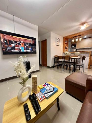 Shared lounge/TV area, House in Davao near Sul Orchids Shared lounge/TV area, House in Davao near Sul Orchids