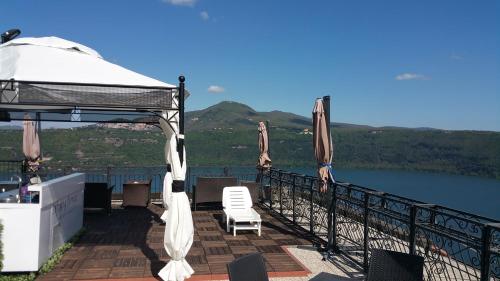Balcony/terrace, Hotel Castel Gandolfo in Castel Gandolfo Balcony/terrace, Hotel Castel Gandolfo in Castel Gandolfo