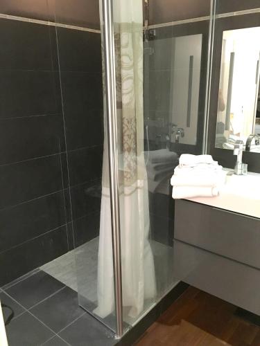 This photo about Appartement 'Le Perfect Sainte-Catherine' shared on HyHotel.com