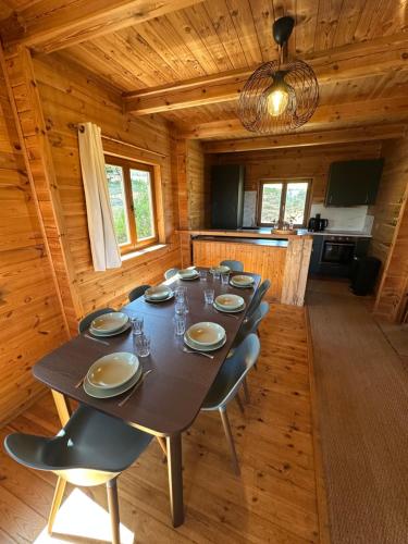 Lodge du Parc des Combes avec Accès Parc inclus selon calendrier ouverture Parc (Lodge du Parc des Combes avec Acces Parc inclus selon calendrier ouverture Parc) in Le Creusot Lodge du Parc des Combes avec Accès Parc inclus selon calendrier ouverture Parc (Lodge du Parc des Combes avec Acces Parc inclus selon calendrier ouverture Parc) in Le Creusot