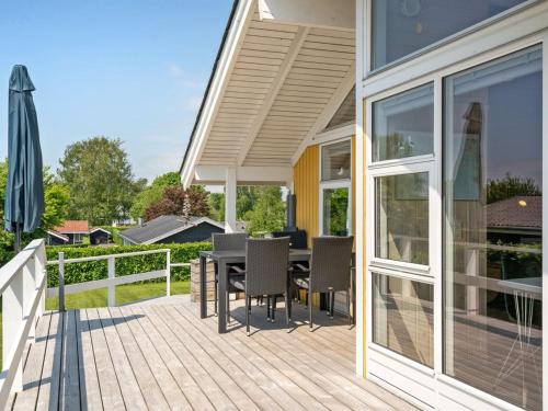 Holiday Home Albantine - 150m from the sea by Interhome in ไฮย์ลสมินเดอ Holiday Home Albantine - 150m from the sea by Interhome in ไฮย์ลสมินเดอ