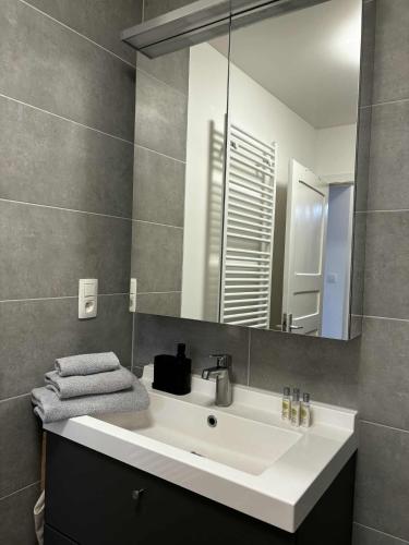 دش, Appartement de centre in La Louviere دش, Appartement de centre in La Louviere