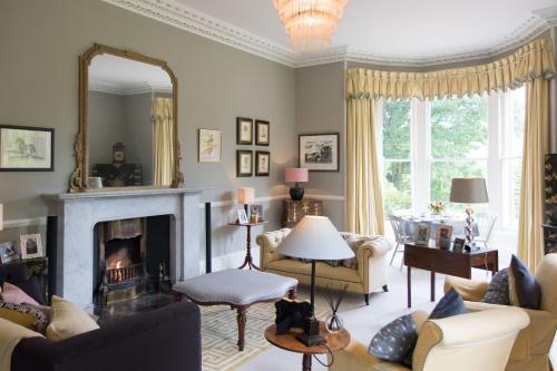 Newton Farmhouse B & B in Jedburgh Newton Farmhouse B & B in Jedburgh